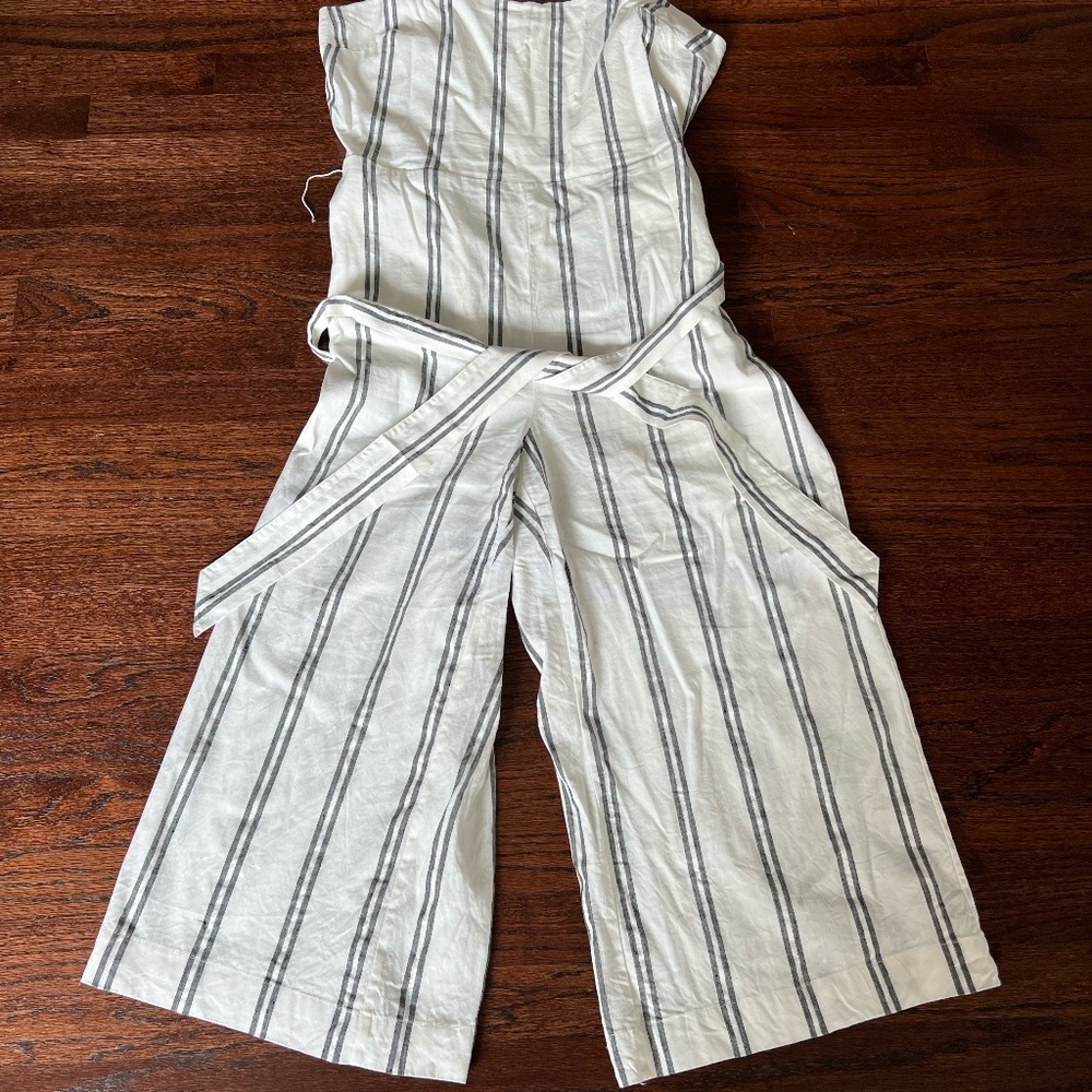 Gap Sleeveless jumpsuit, Apron tie jump with black stripes
